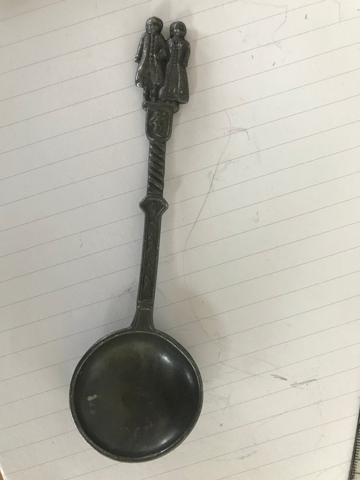 Vintage Tinnen Lepel met Hollands Tafereel, Antiek en Kunst, Antiek | Bestek, Ophalen of Verzenden