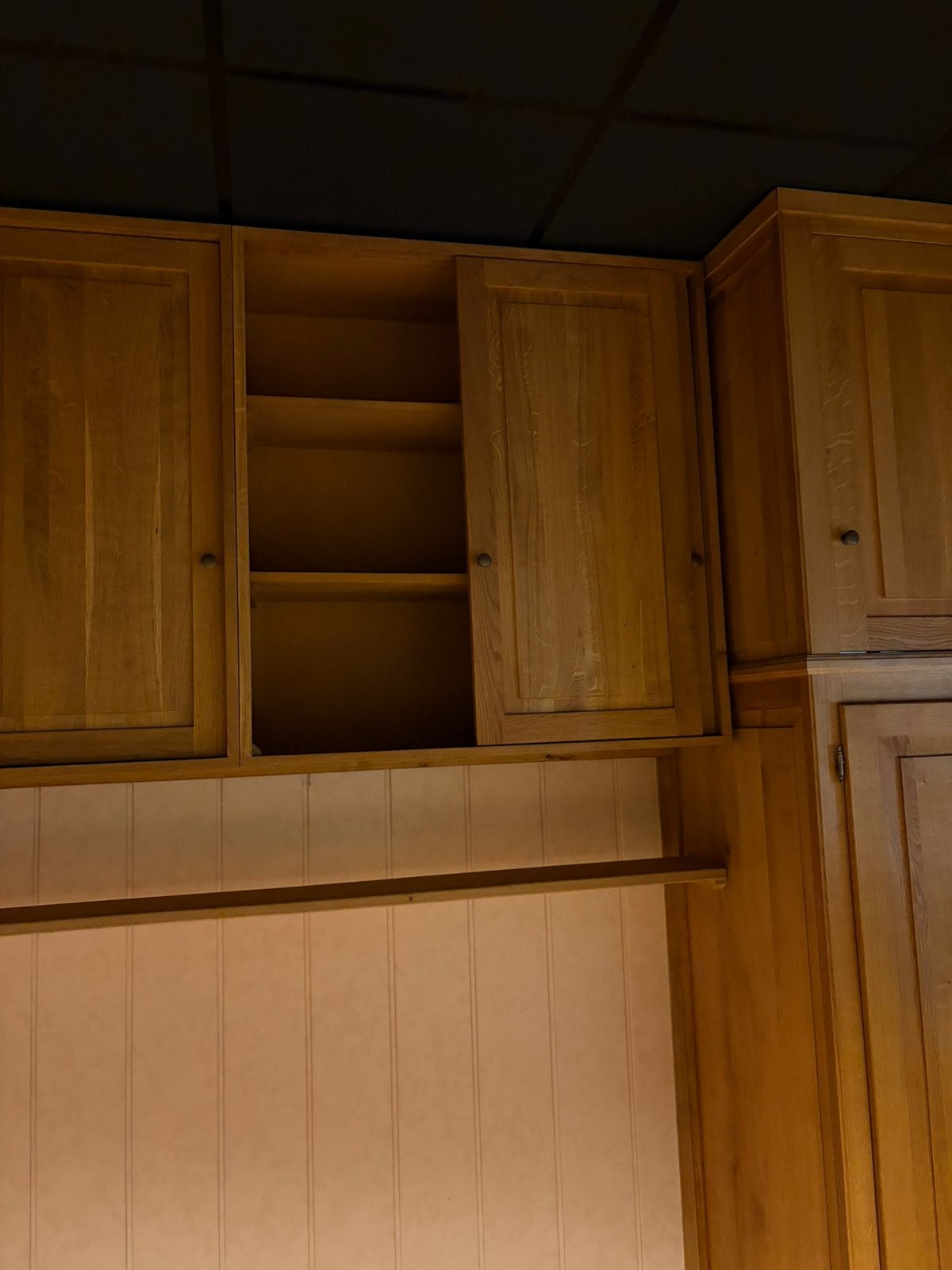 Kasten wand eiken hout 10 schuif deuren met 2 klapdeuren, Ophalen, 200 cm of meer, Eikenhout, Zo goed als nieuw