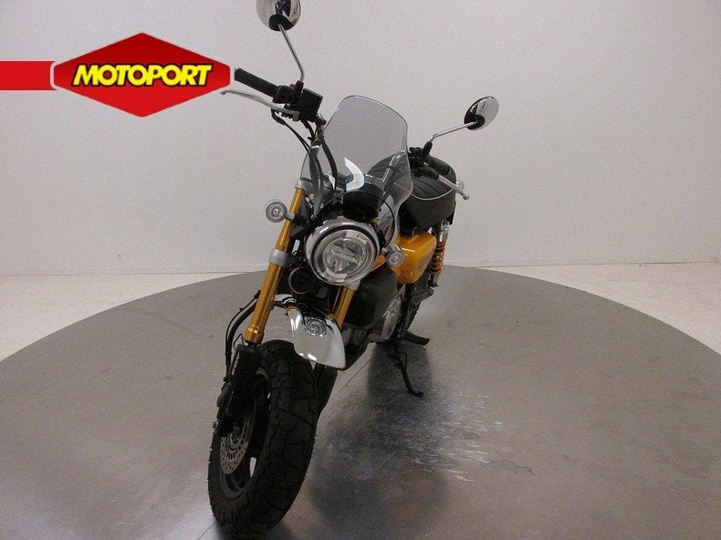 Honda Z125 MONKEY (bj 2022), Motoren, Bedrijf, Honda Nederland BV, Capronilaan 1
1119 NN  Schiphol-Rijk, NL, Info@honda.nl