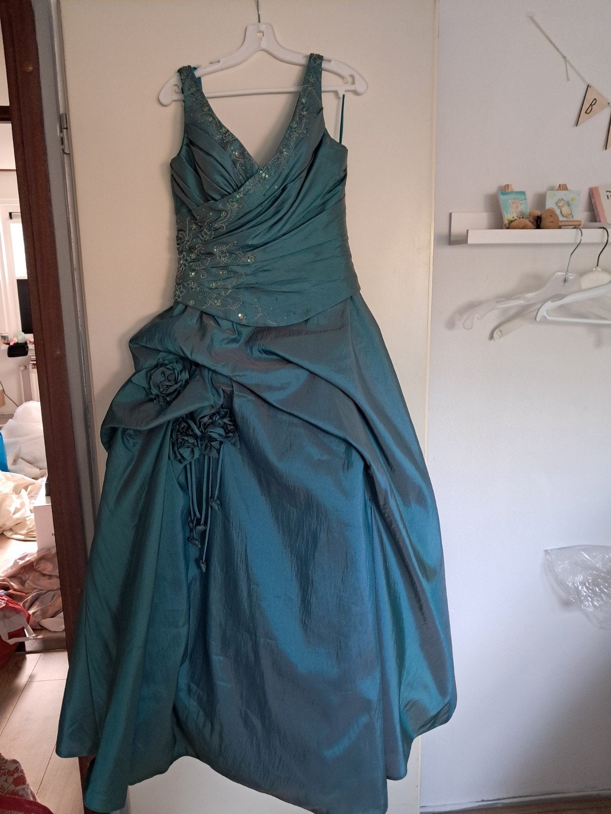 Prachtige Galajurk Maat 38 (M) - Zeegroen met kralen, Kleding | Dames, Maat 38/40 (M), Galajurk, Ophalen of Verzenden, Gedragen