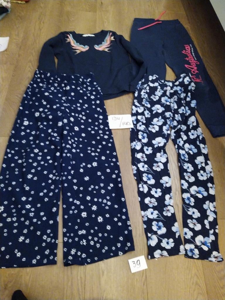 39. Kleding meisje - maat 134 / 140, Ophalen of Verzenden, Gebruikt, Maat 134