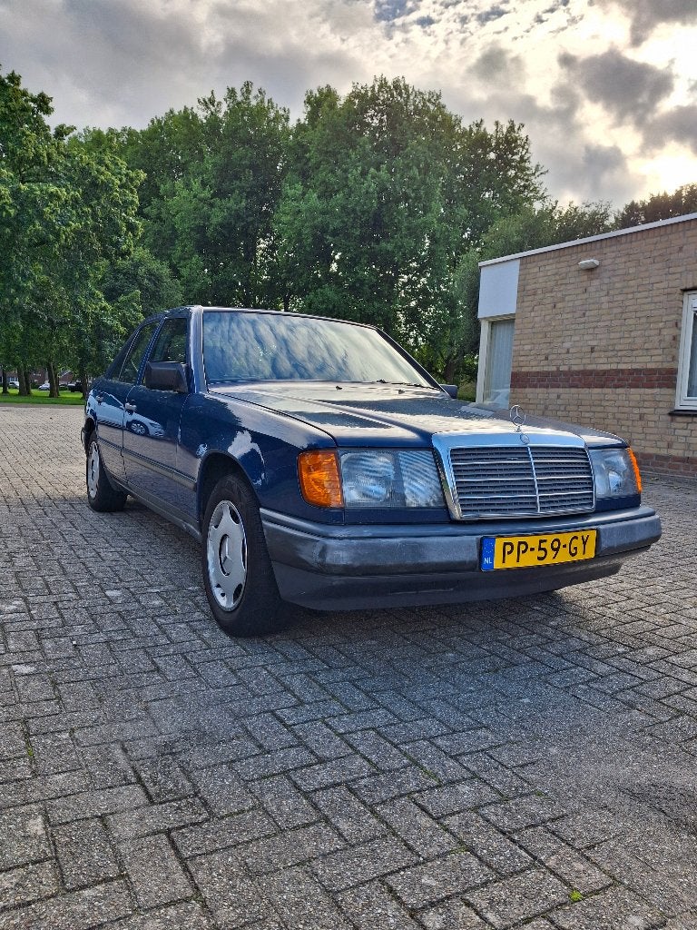 w124 in goede staat 1986 belastingvrij, foto 3