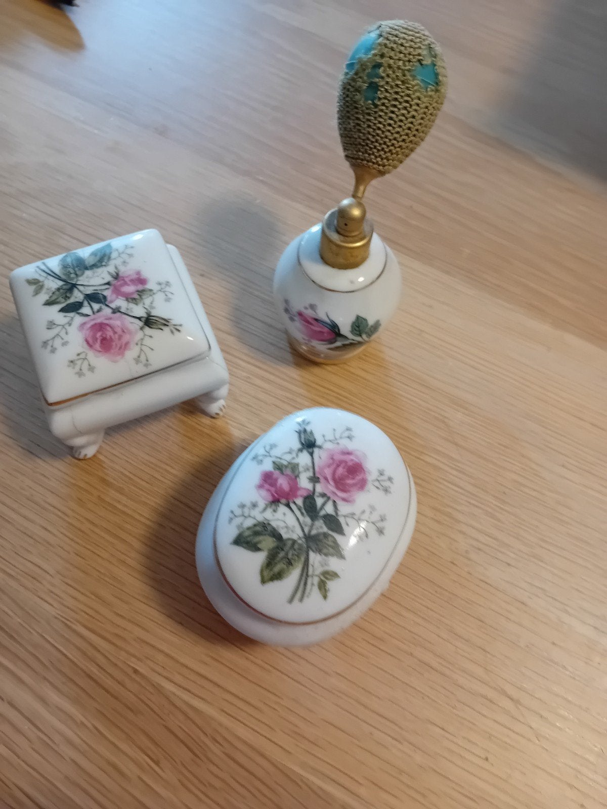 porseleine 3 delige potjes voor een kaptafel, Antiek en Kunst, Ophalen of Verzenden