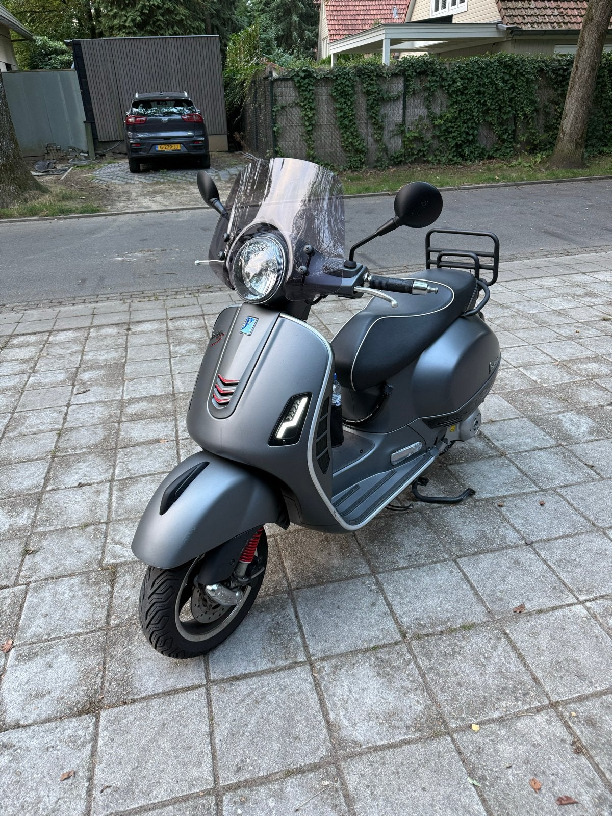 Vespa 300 GTS uit 2015 - 9905 km - Recent onderhoud, 300 cc, Particulier