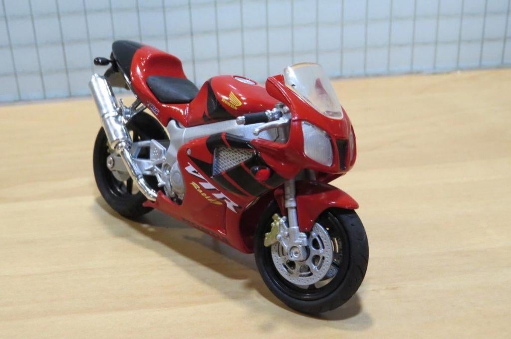 Honda VTR1000 SP1 SP-1 1:18 los, Maisto, May Cheong Group France S.A.S., Nieuw, Ophalen of Verzenden