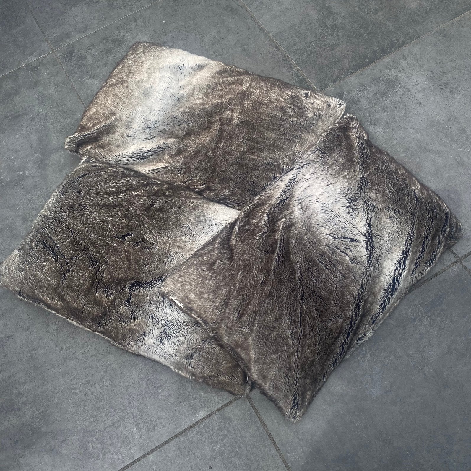 Riviera Maison grote faux fur woonkussens 3x, Ophalen, Zo goed als nieuw, Overige kleuren, Rechthoekig