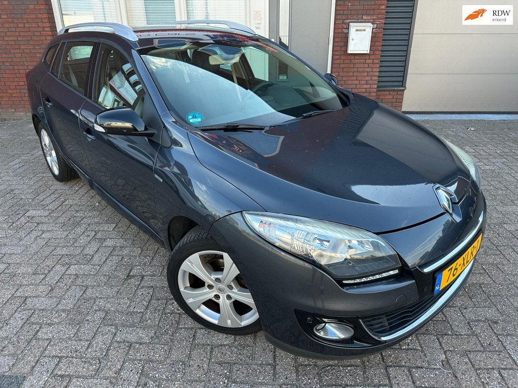 Renault Mégane Estate 1.4 TCe Bose / Navi / Camera / Clima, Voorwielaandrijving, Euro 5, 4 cilinders, Met garantie (alle)