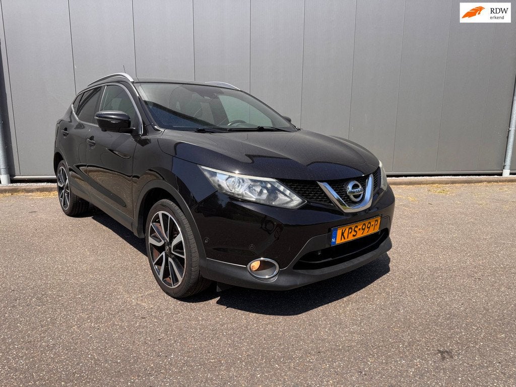 Nissan Qashqai 1.2 Tekna 360 cam.leder navi clima 19 inch, Auto's, Nissan, Voorwielaandrijving, Gebruikt, 4 cilinders, 116 pk