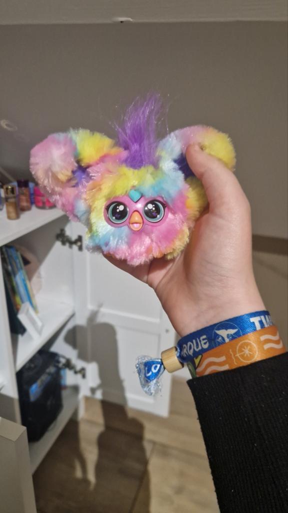 Furby te koop nieuw, Ophalen of Verzenden, Nieuw, Overige merken, Autogordel