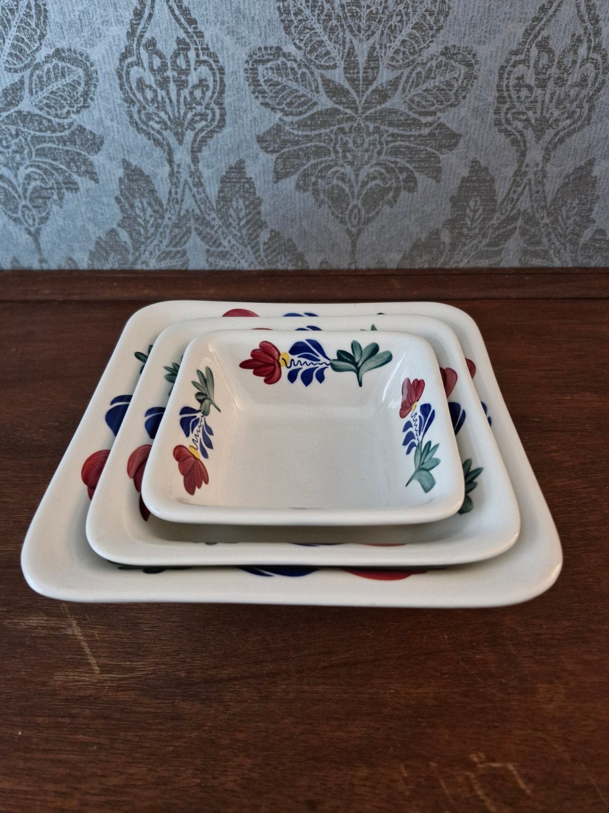 Vintage Boerenbont nestbare vierkante schalenset, Ophalen of Verzenden, Aardewerk, Schaal of Schalen