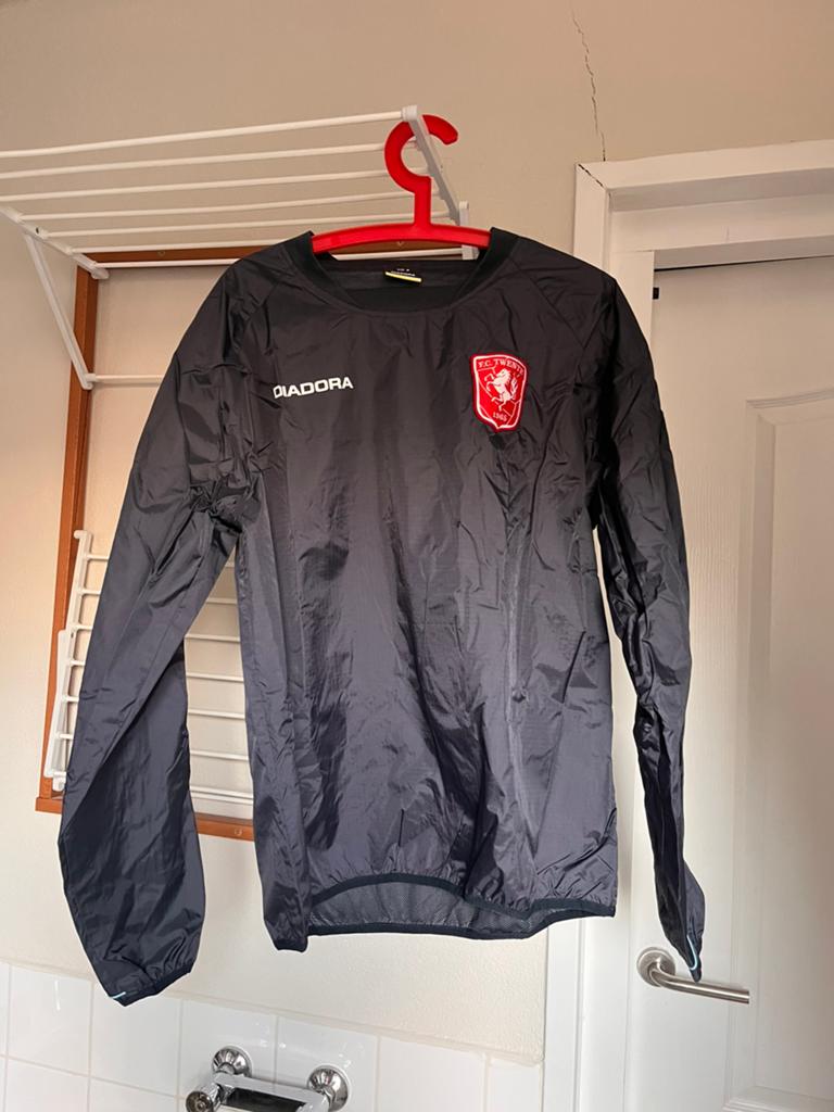 Fc Twente windjack diadora, Ophalen of Verzenden, Zo goed als nieuw, Blauw, Voetbal