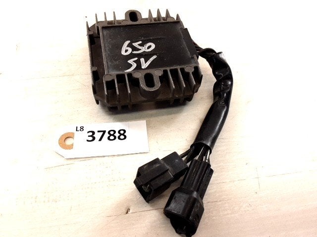 SV650 2003 - 2009 Suzuki Spanningsregelaar D1-46354