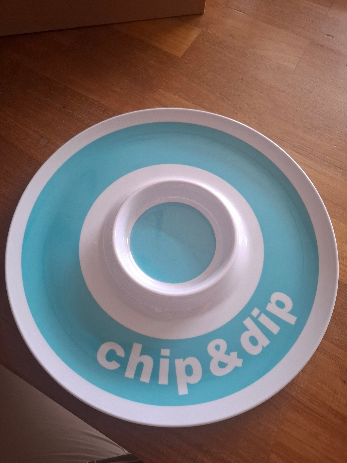 Leuke Chip & Dip schaal - Wit met turquoise, Overige typen, Kunststof, Ophalen of Verzenden, Zo goed als nieuw