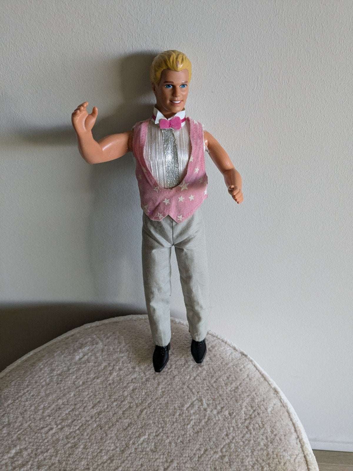 Vintage Ken Barbie pop in roze vestje, Ophalen of Verzenden
