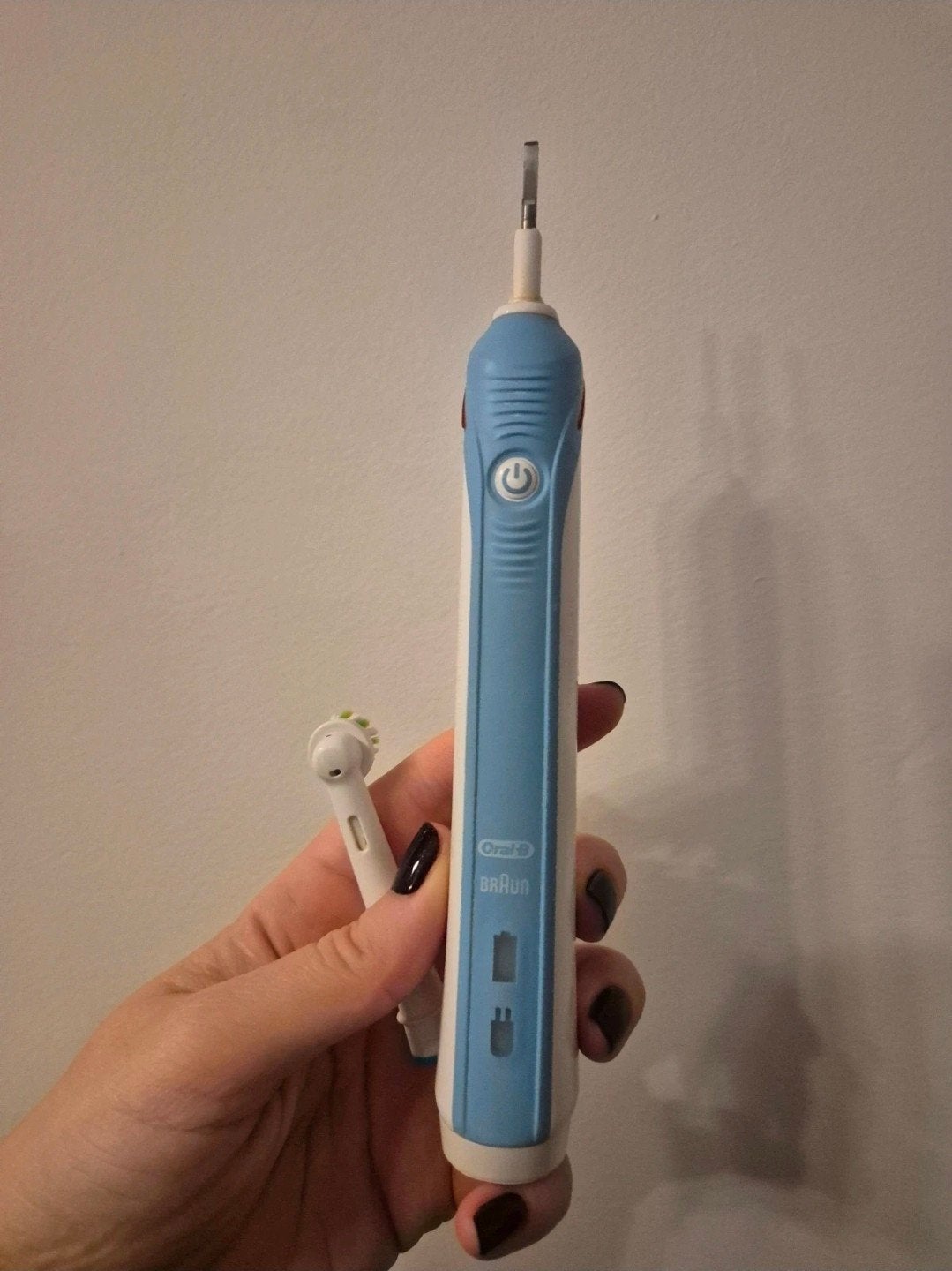Oral-B Braun elektrische tandenborstel (excl opzetborstel)💫, Ophalen of Verzenden, Gebruikt, Mondverzorging
