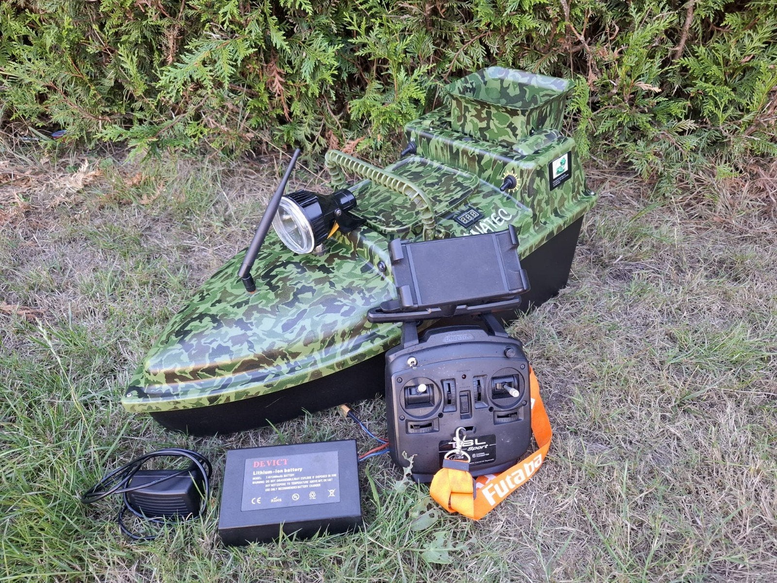 voerboot anatec met fishfinder en litium +garantie, Ophalen of Verzenden, Gebruikt, Overige typen