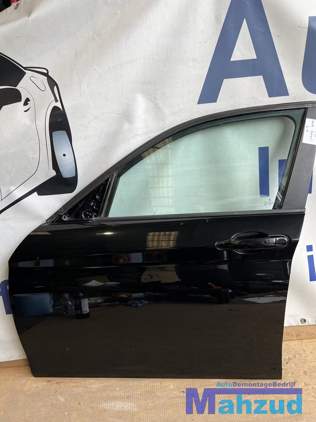 BMW 1 SERIE F20 Zwart links voor deur portier 2011-2019, Petuelring 130
80788  Munich, DE, Gebruikt, Deur, Info@bmw.de