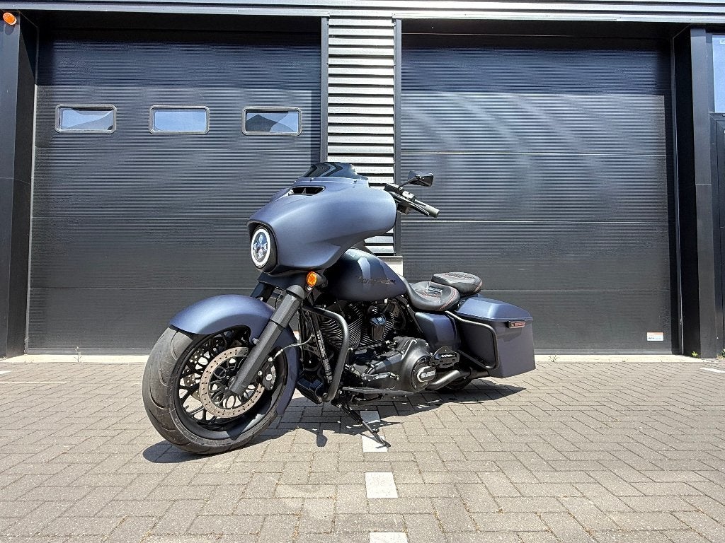 HD FLHXS street glide Special fat tire Mat bleu abs navi BTW, 2 cilinders, Occasion, Motorrijbewijs A, Meer dan 35 kW