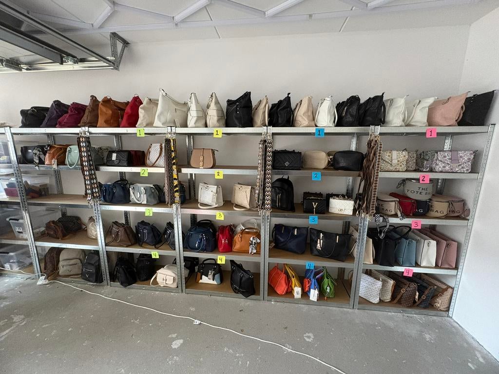 Grote partij fashion Tassen,Sieraden en kleding, Ophalen, Nieuw