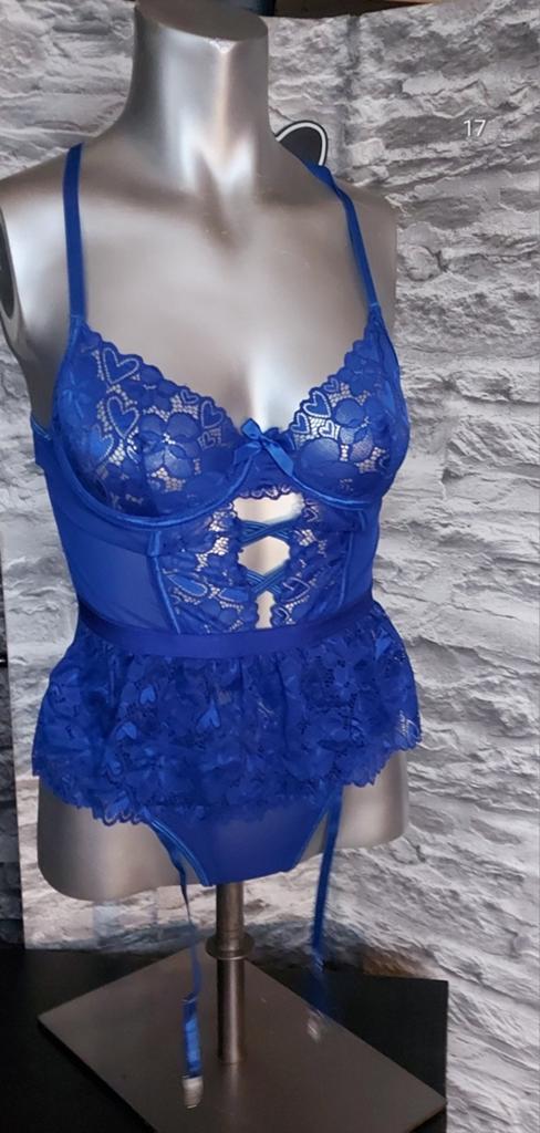 Sexy Blauw Kanten stringbody  met Jarretels en Open Rug M, Onbekend, Ophalen of Verzenden, Blauw, Body of Korset