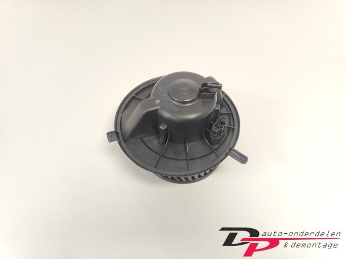 Kachel Ventilatiemotor van een Volkswagen Golf Plus, Gebruikt, -, Volkswagen, -