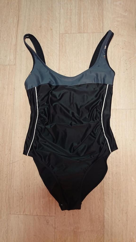 Diverse badpak bikini tankini maat 40 oa Swind Chill Vibes, Zwart, Badpak, Ophalen of Verzenden, Zo goed als nieuw