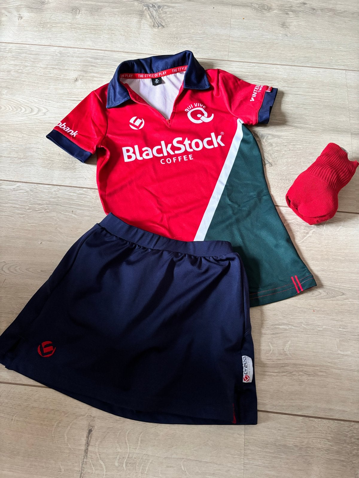 Hockey tenue meisjes 128 - shirt, rokje en sokken, Sport en Fitness, Hockey, Ophalen, Zo goed als nieuw, Overige typen
