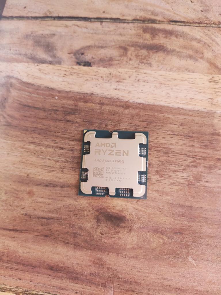AMD RYZEN 5 7600x Processor, Computers en Software, Processors, Ophalen of Verzenden