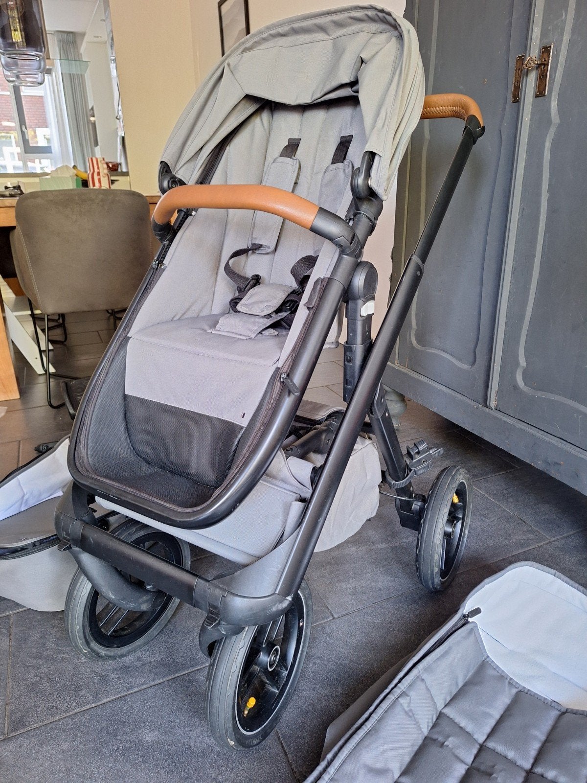 Dubatti One E5 kinderwagen met reiswieg en accessoires, Kinderen en Baby's, Kinderwagens en Combinaties, Ophalen, Overige merken
