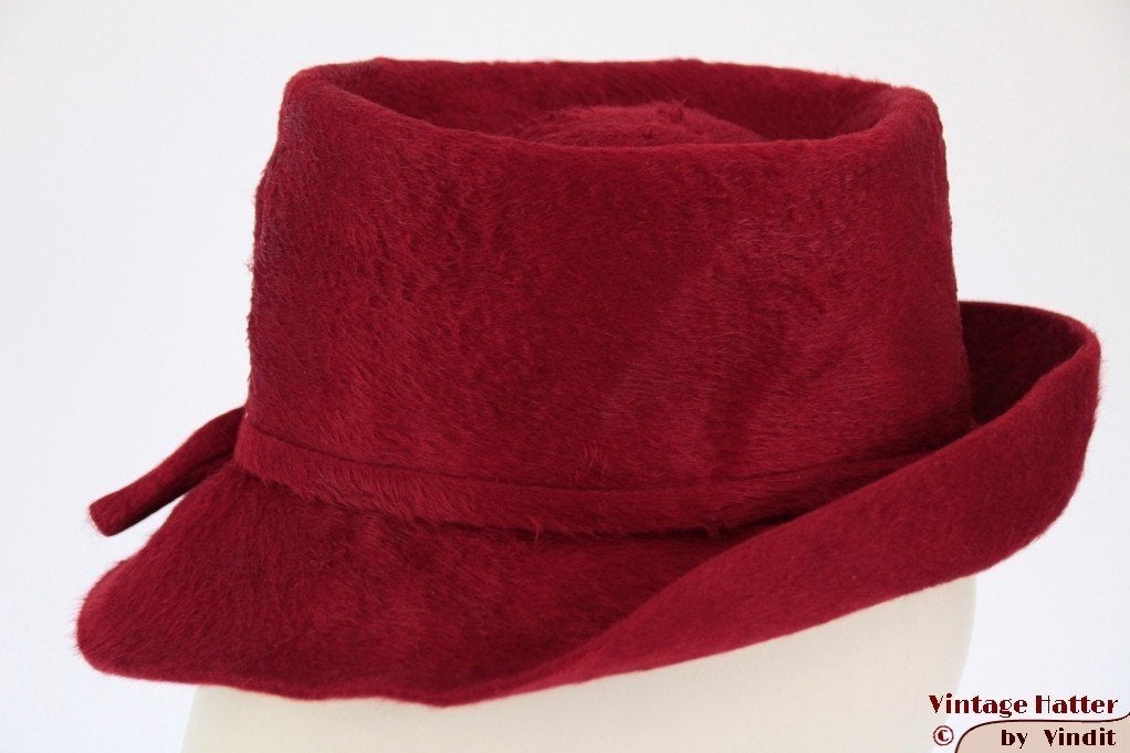 kleine Vintage Dameshoed rood haarvilt 54 gratis verzenden, 134 t/m 140, Gebruikt, Meisje, Hoed
