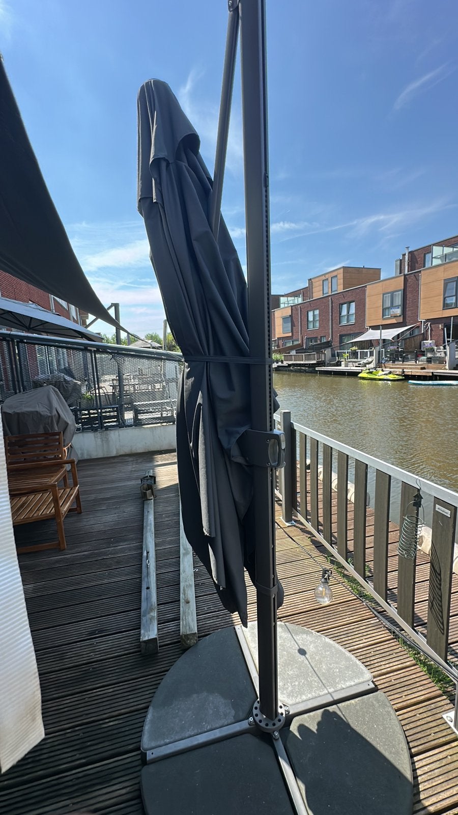 IKEA SEGLARÖ Parasol (330 × 240 cm), Ophalen, Zo goed als nieuw, 3 tot 4 meter, Parasolvoet