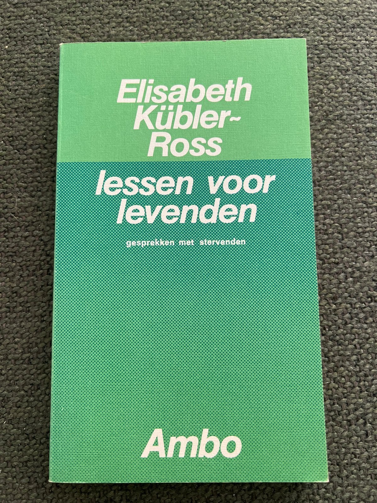 Lessen voor Levenden - Elisabeth Kübler-Ross, Boeken, Ophalen of Verzenden, Nieuw