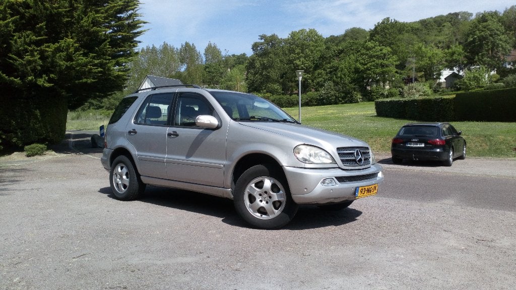 MB ML 350 youngtimer, Auto's, Mercedes-Benz, Particulier, M-Klasse, 4x4, ABS, Airbags, Airconditioning, Boordcomputer, Centrale vergrendeling