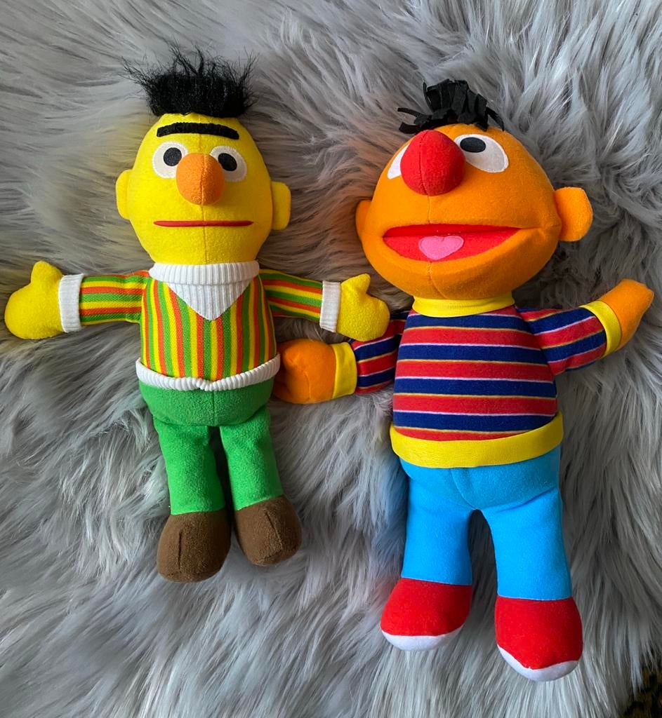 Bert en ernie knuffels, Verzenden, Zo goed als nieuw, Overige typen