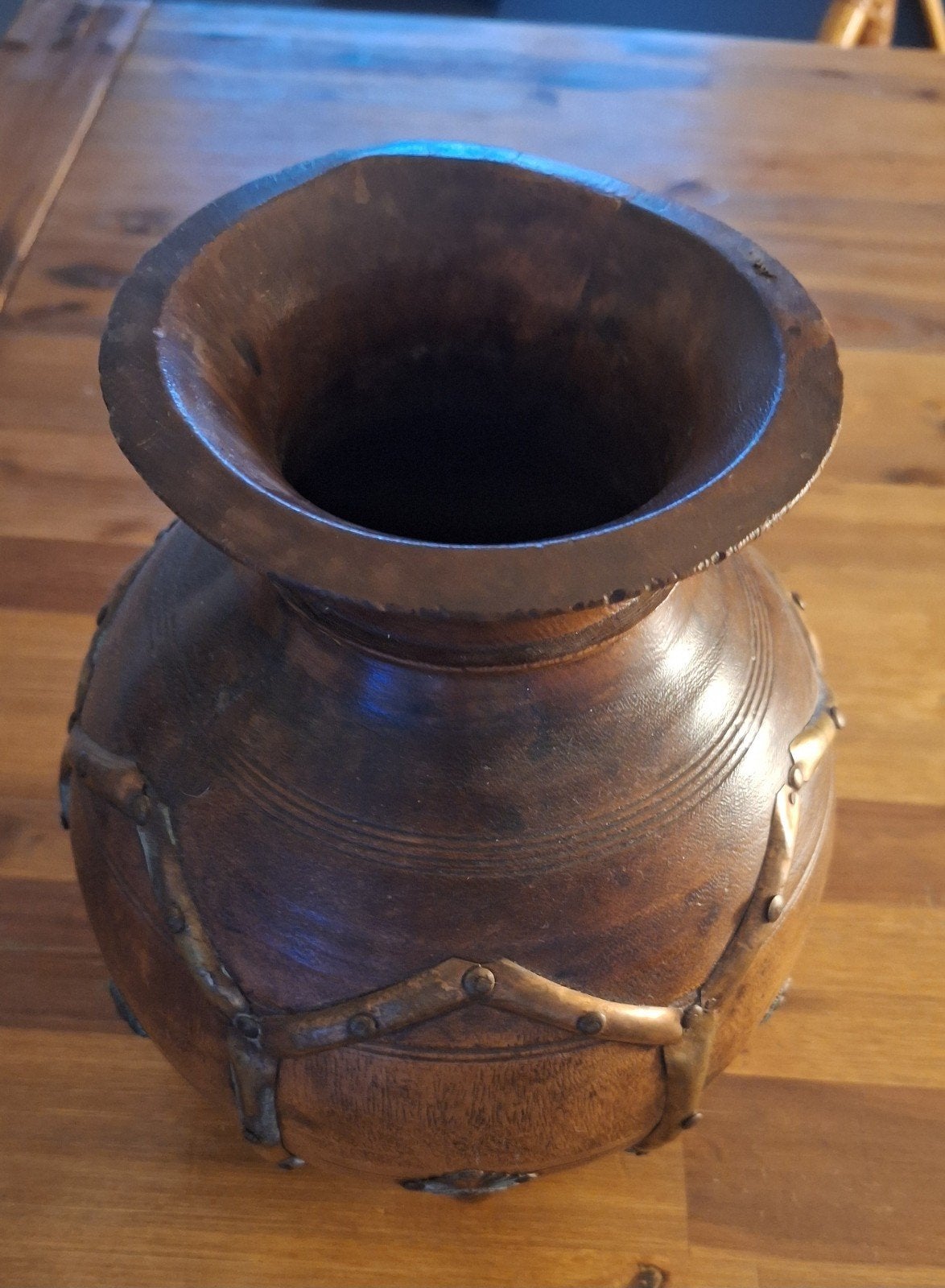 Unieke Indiase Houten Matka Kruik met koperenaccenten, Ophalen of Verzenden