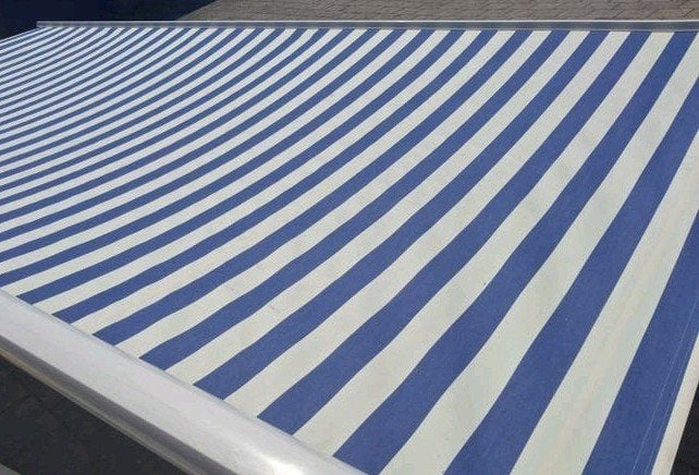 Groot elektrische knikarm zonnescherm  5.5 x 2.8 meter, Tuin en Terras, Zonneschermen, Ophalen, 450 cm of meer, Elektrisch, Zo goed als nieuw