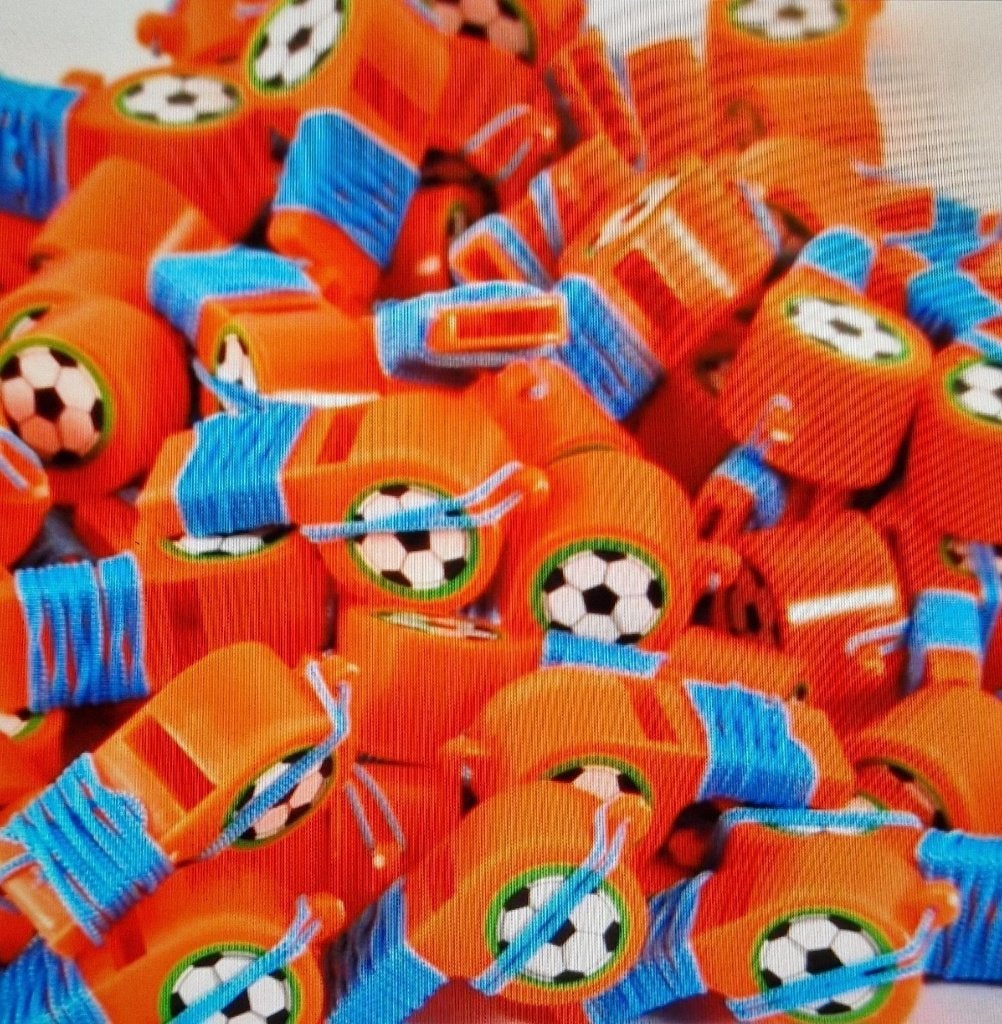 Oranje fluitjes 100 stuks, Ophalen of Verzenden, Nieuw, Feestartikel, Oranje of Koningsdag