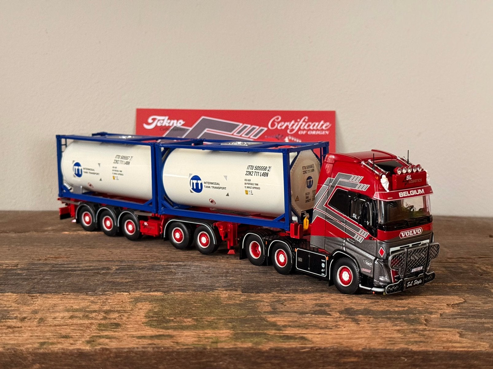 Tekno - Volvo FH5 SL logistics, Ophalen of Verzenden, Zo goed als nieuw, Bus of Vrachtwagen, Tekno
