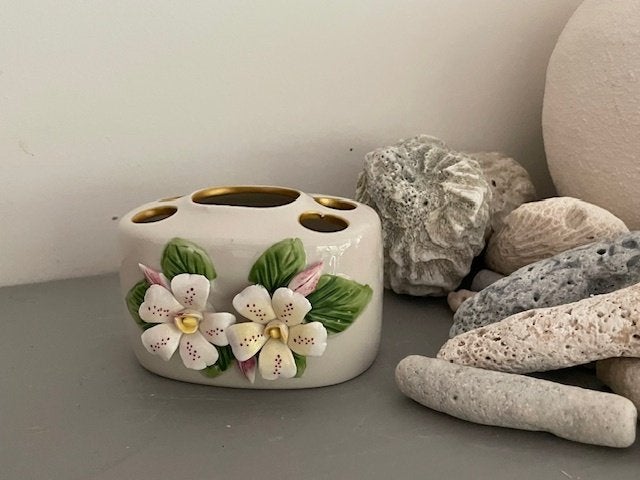 Romantische tandenborstel houder. Porselein bloemen vintage., Huis en Inrichting, Ophalen, Zo goed als nieuw, Overige kleuren
