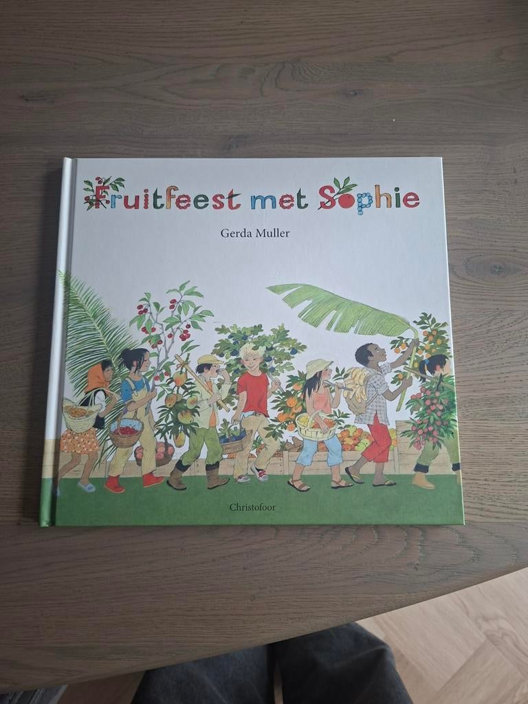 Fruitfeest met Sophie - Gerda Muller, Boeken, Ophalen of Verzenden, Nieuw, Fictie algemeen