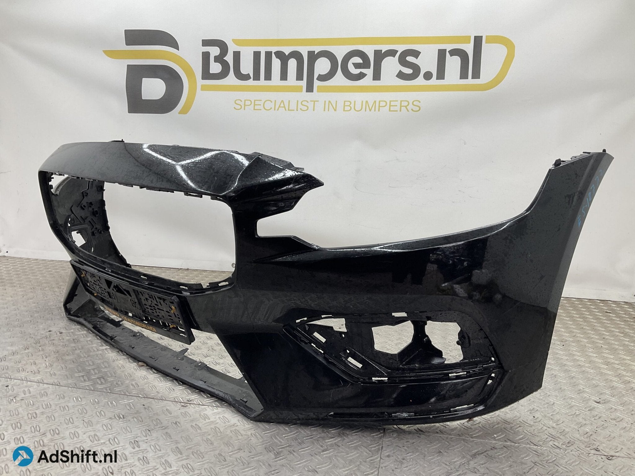 Bumper Volvo S60 V60 2018-2022 31690589 Voorbumper E5-18772, Bumper