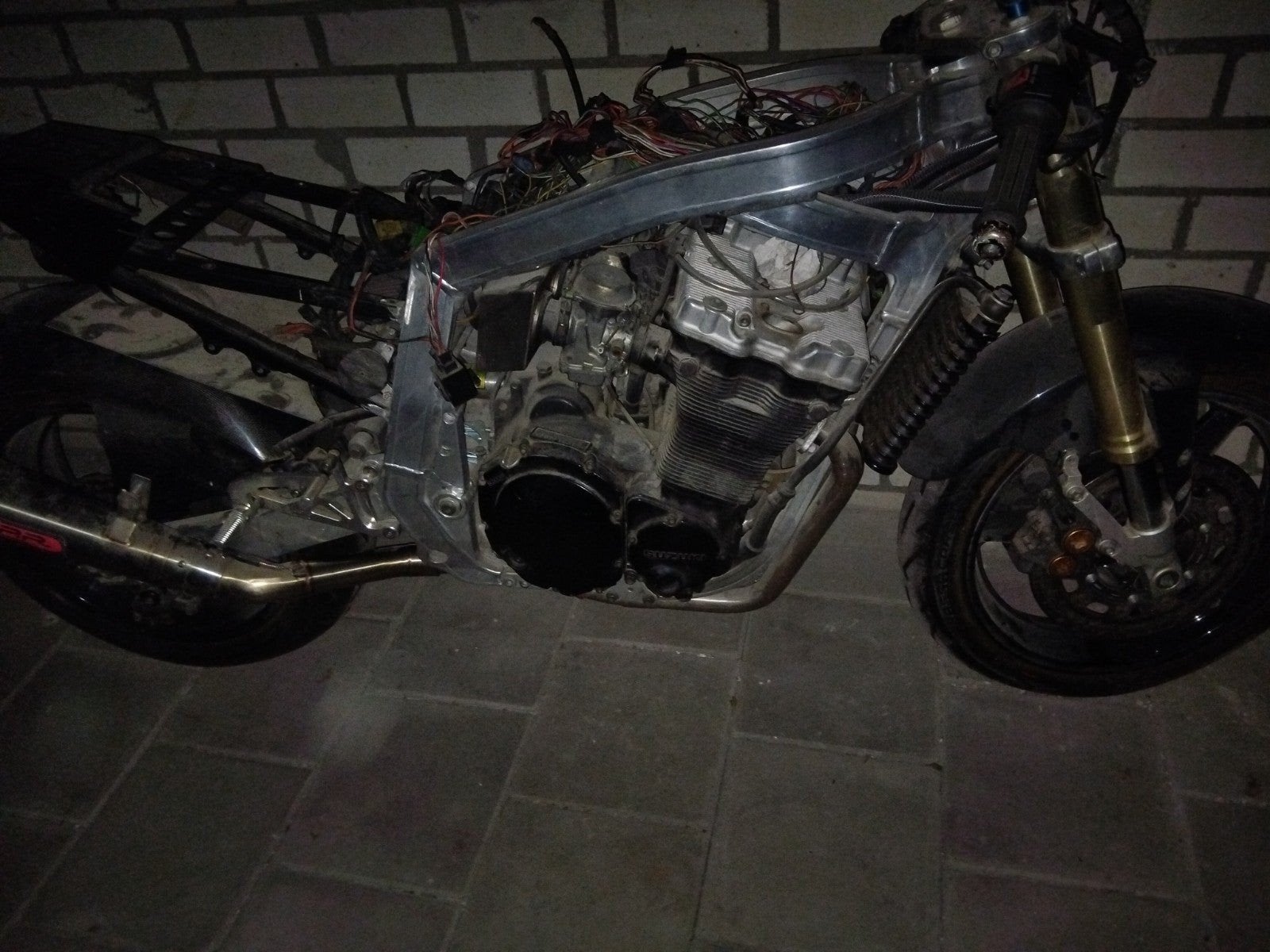 GSX-R 750 (1993) onderdelen: voorvork, uitlaat, etc., Ophalen of Verzenden