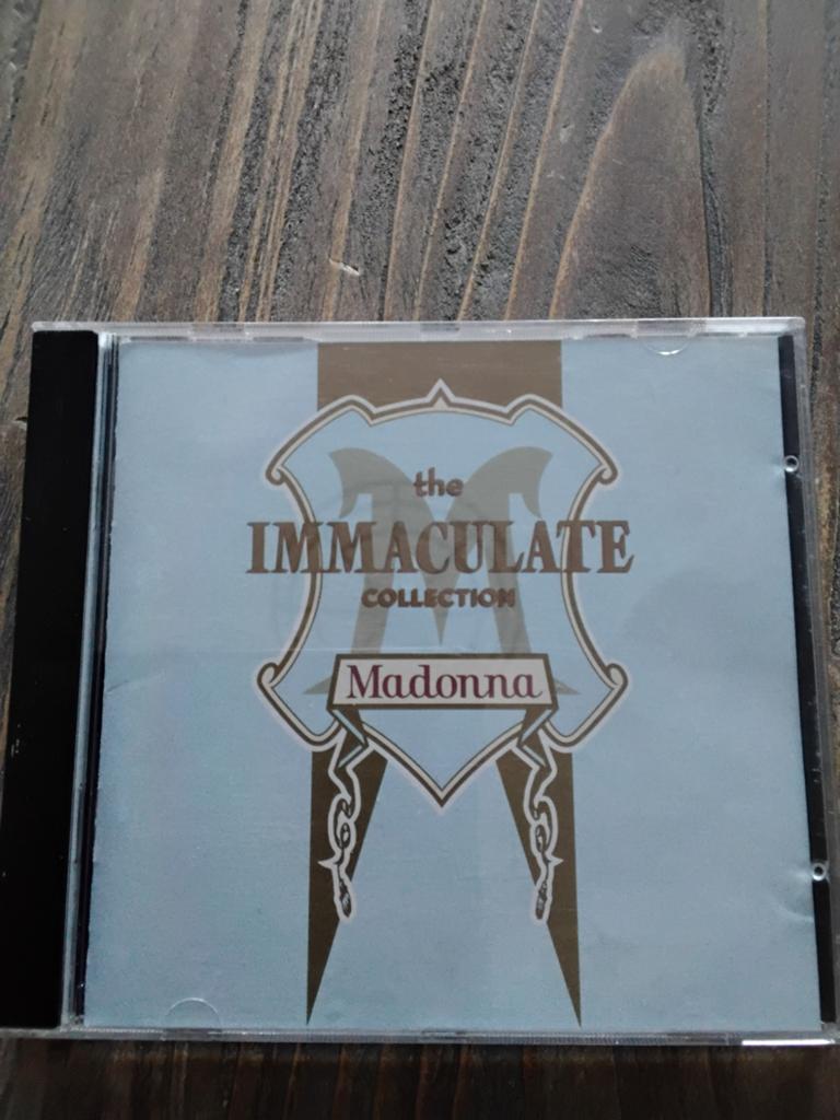 Cd madonna greatest hits, Ophalen, Zo goed als nieuw
