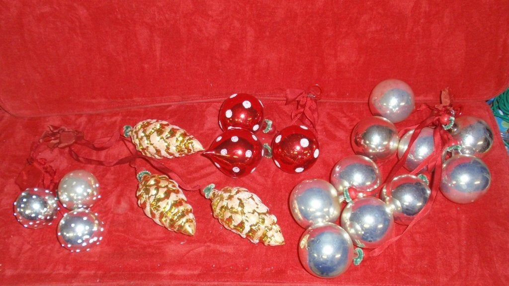 Groot lot oude glazen kerstballen aan hangers, Ophalen of Verzenden, Gebruikt
