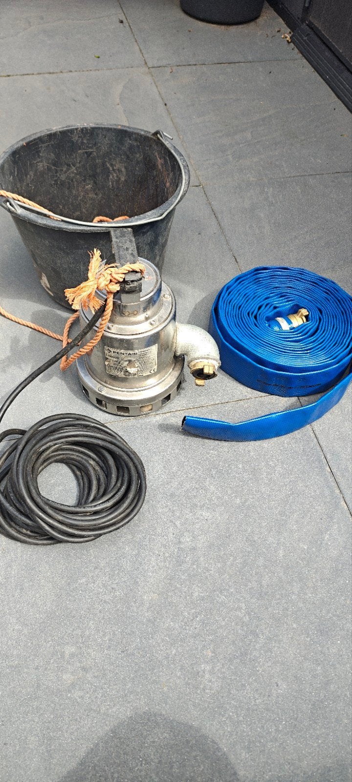 PENTAIR NOCCHI OMNIA 80/5

Dompelpomp, Ophalen, Gebruikt, Overige merken, Kabel of Snoer