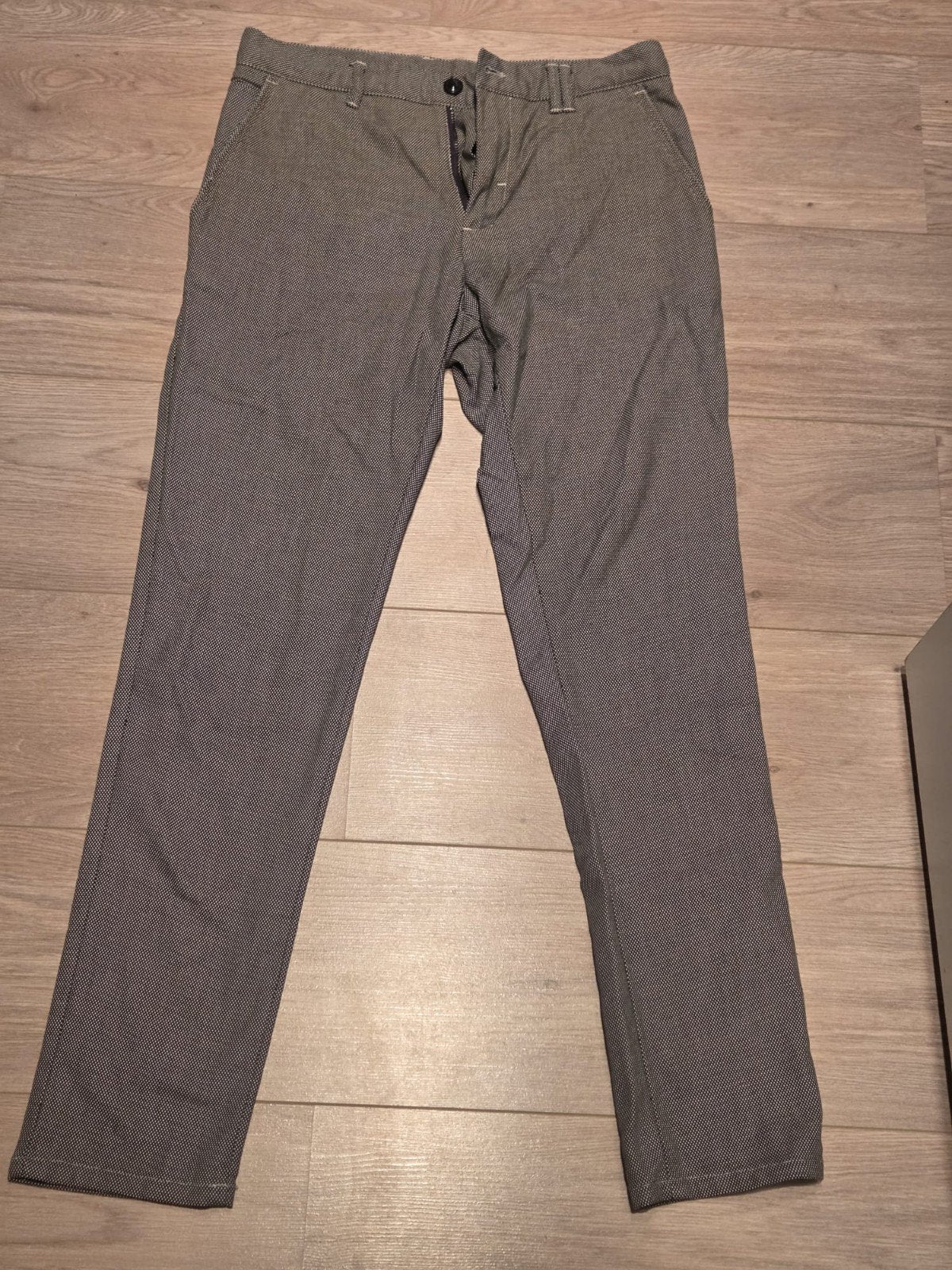 Zara herenbroek - Maat 36 (EUR) / 29 (USA), Kleding | Heren, Zara, Ophalen of Verzenden, Zo goed als nieuw, Grijs