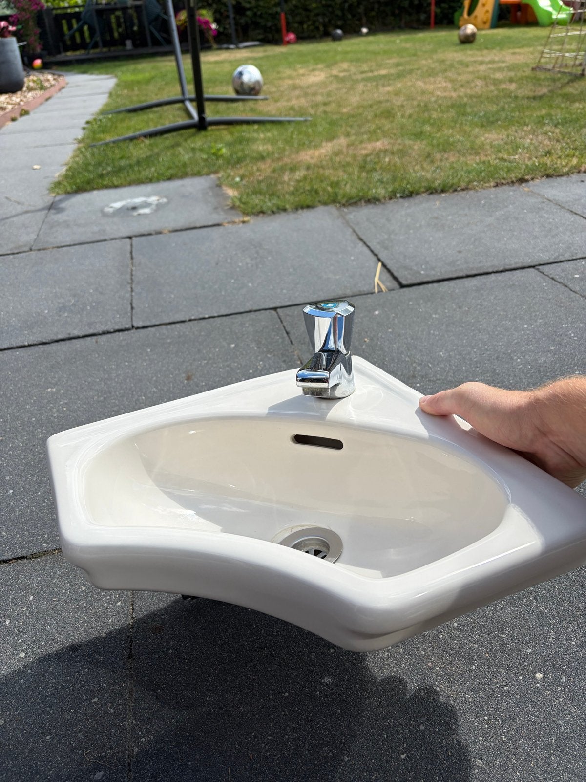 Wc fontein met kraan, Ophalen of Verzenden, Gebruikt, Chroom, Wastafel