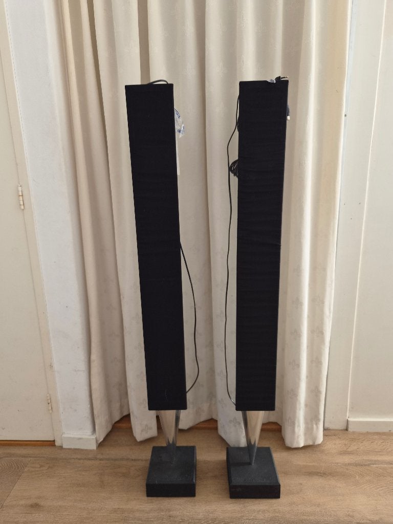 Bang & Olufsen BeoLab 8000 Vloerstaande Luidsprekers, Vloerstaande luidspreker, Gebruikt, Inclusief kabels, Bang & Olufsen