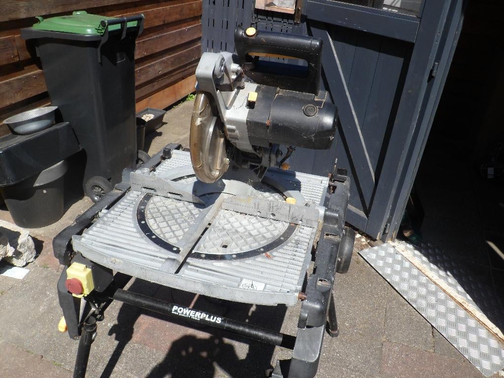 Powerplus flip over zaagbank, Ophalen, Gebruikt, 70 mm of meer, Overige typen
