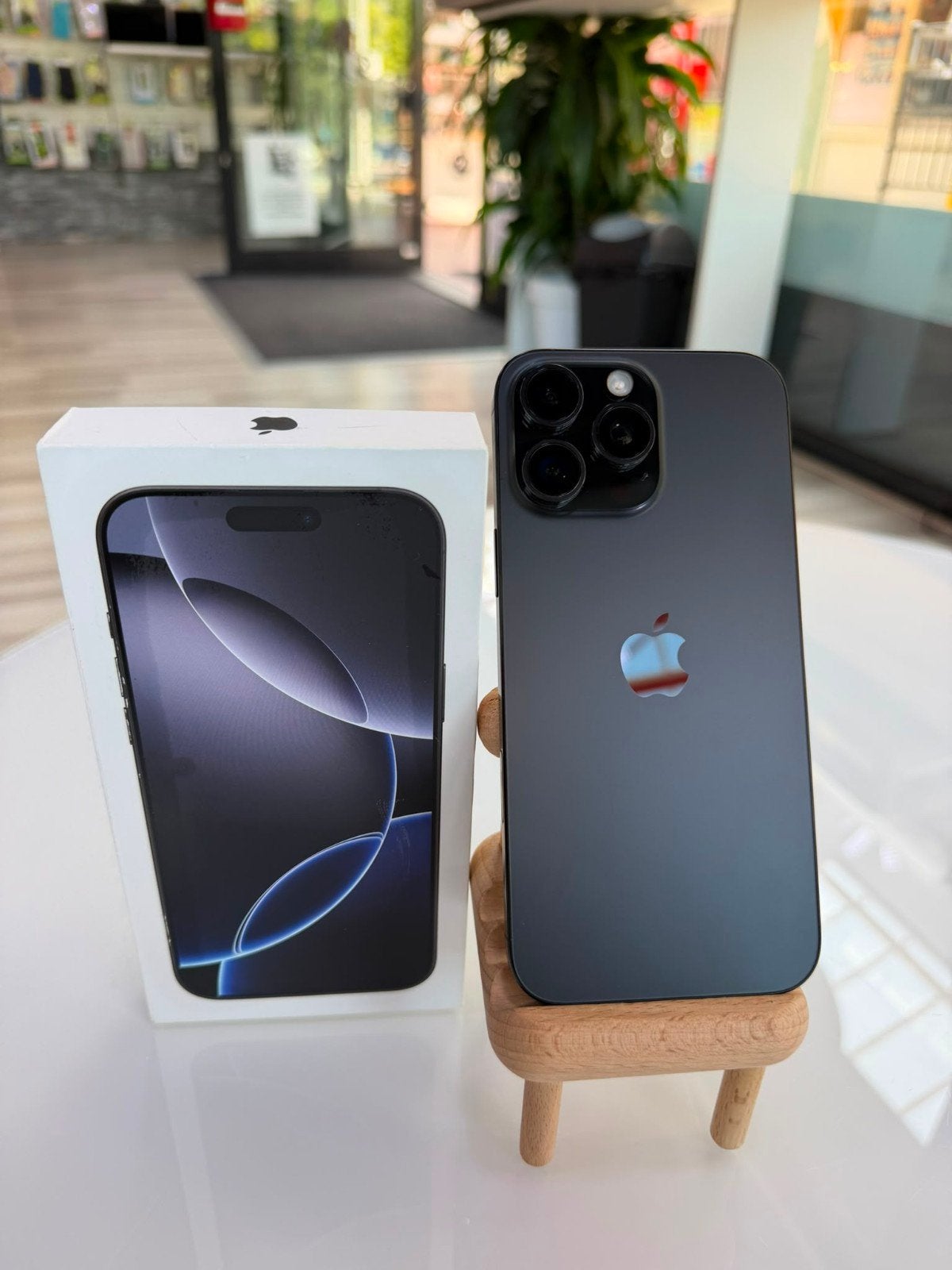 Iphone 16 Pro Max 1TB, Telecommunicatie, Mobiele telefoons | Apple iPhone, Zo goed als nieuw, 1 TB, Zwart, Ophalen of Verzenden
